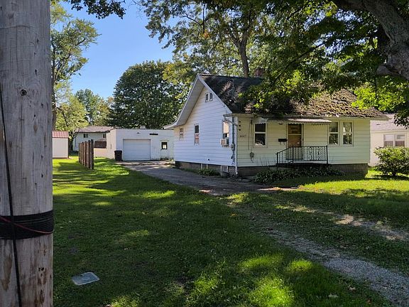 3rd image of 4667 Tolland Ave