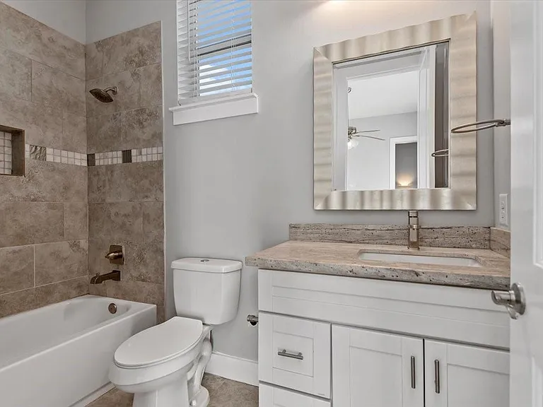 1005 Bingham St #5 — Photo 38