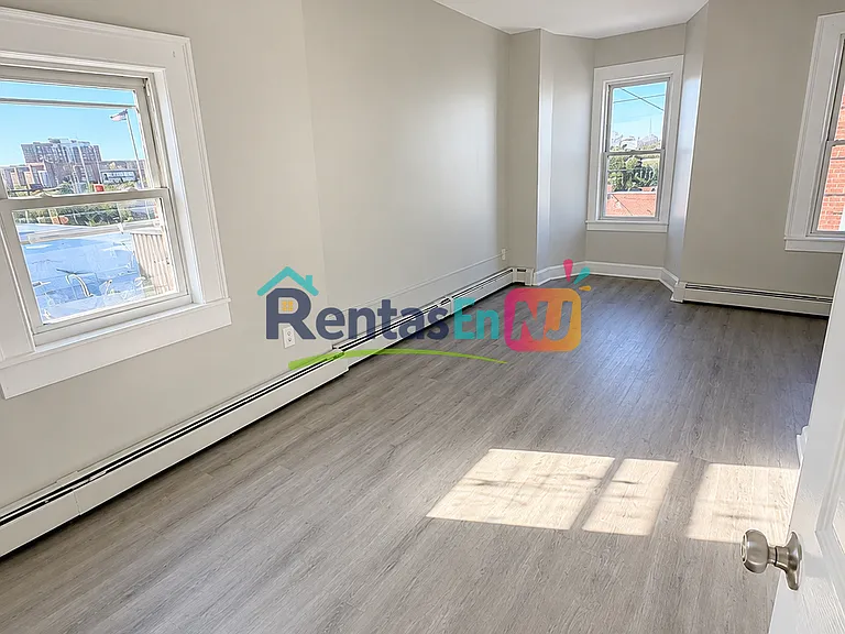 123 Parker St #2D — Photo 7