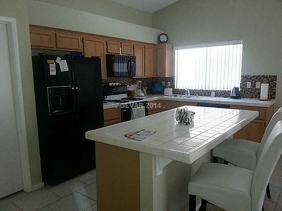 3rd image of 5024 Villa Granada Way
