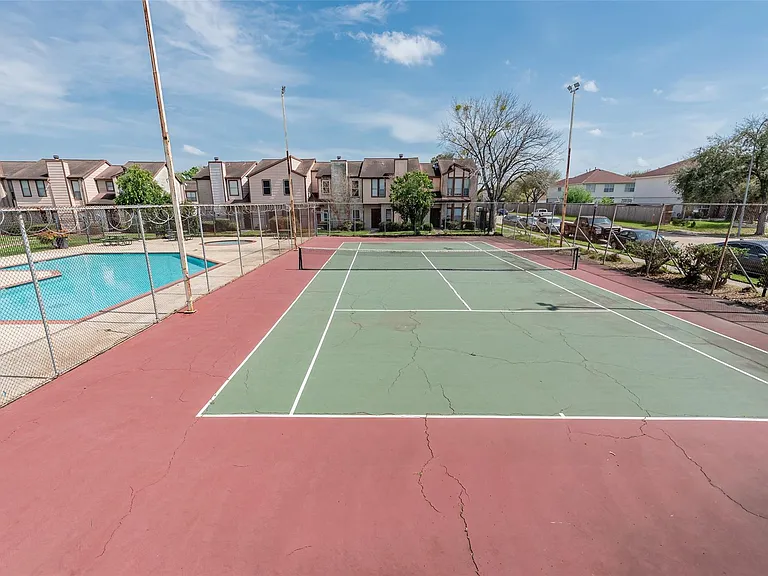 12400 Brookglade Cir #15 — Photo 42