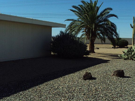 4th image of 11217 W Granada Dr