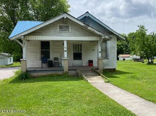2542 Woodrow Dr, Knoxville, TN 37918