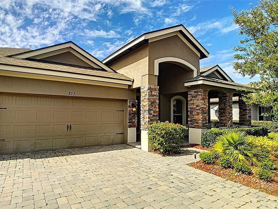 1st image of 873 Sherbourne Cir
