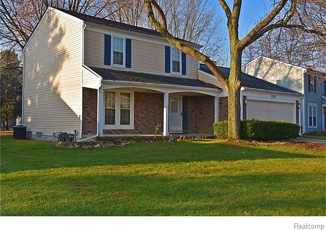 1st image of 5717 King James Ln