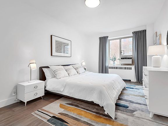 2nd image of 57 Park Ter W APT 5B