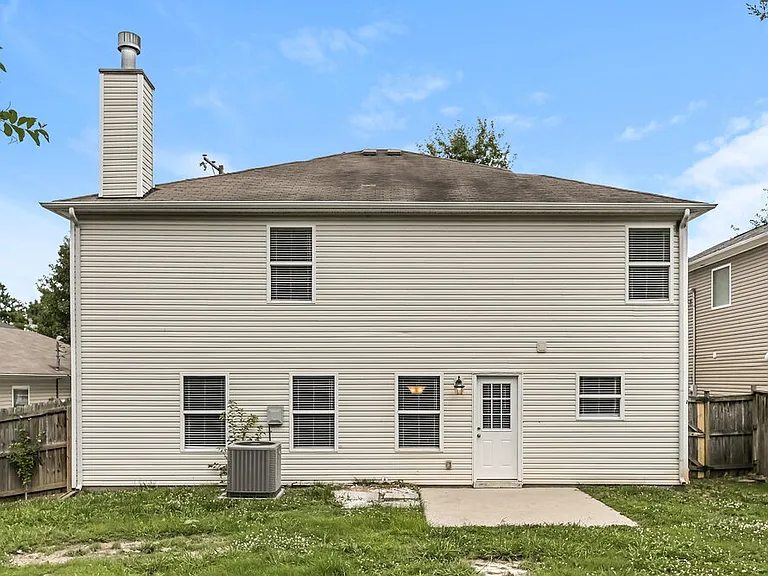 5625 Dory Dr — Photo 17