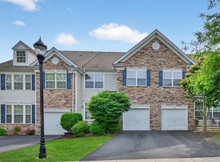 22 Ford Ct, Monroe, NY