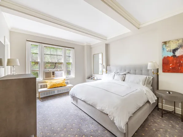 125 East 74th Street image 6 of 9