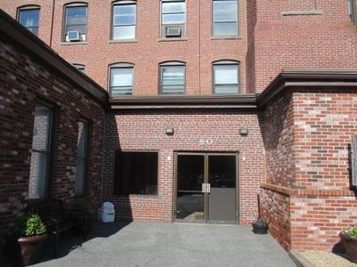 80 Foster St APT 307, Peabody, MA, 01960