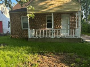 19626 Sunset Ln, South Bend, IN 46637