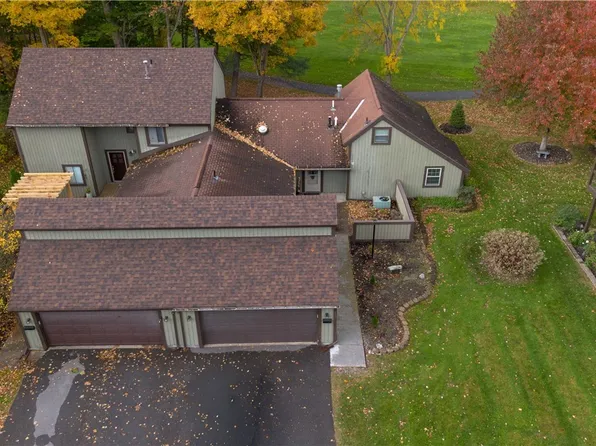 669 Idlewood Blvd, Baldwinsville, NY 13027