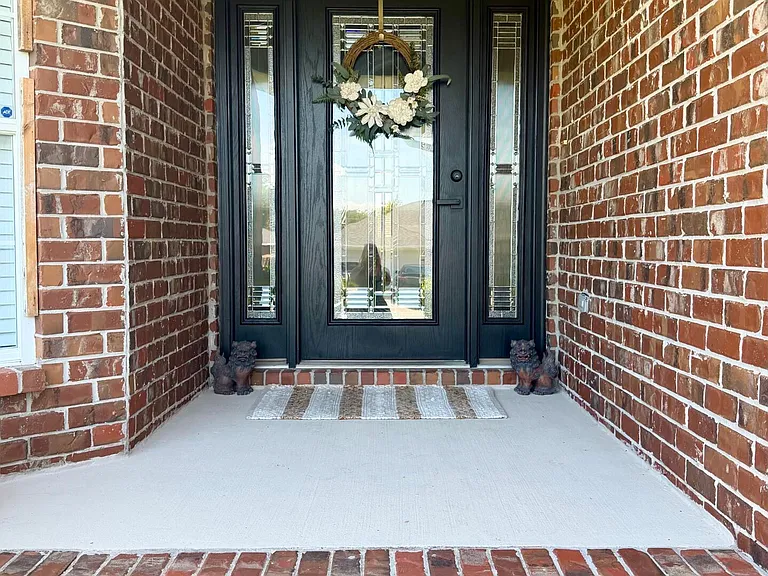 3406 Hermitage Ct — Photo 3