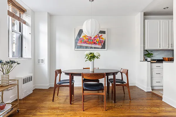 Sold by Compass | media 6