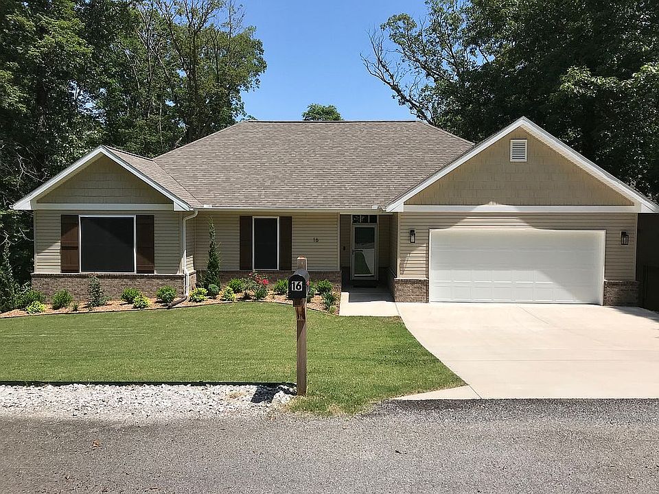 1st image of 16 Kintyre Cir
