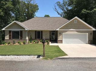 16 Kintyre Cir, Bella Vista, AR 72715