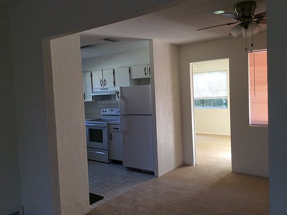 4th image of 4221 Oriole Ave