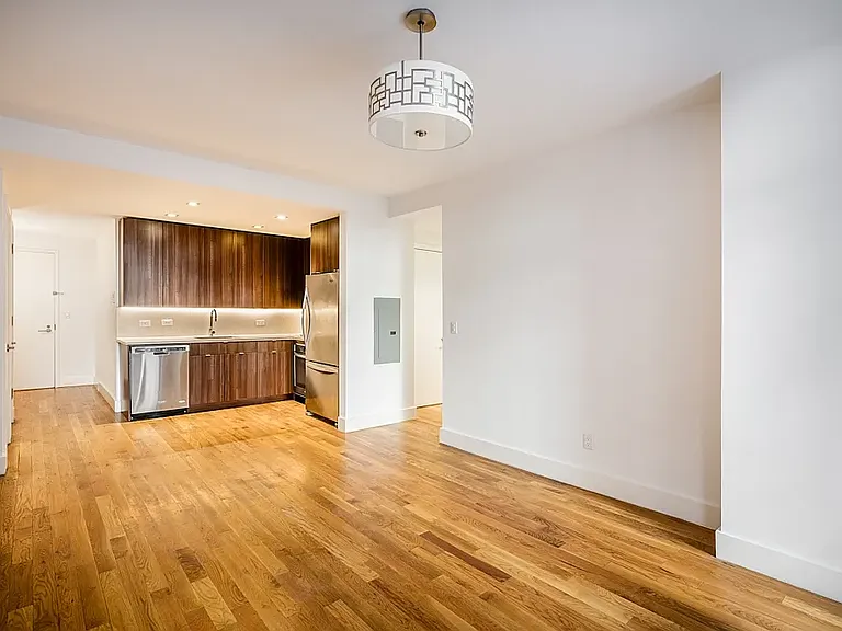 33 Caton Pl #5G — Photo 2