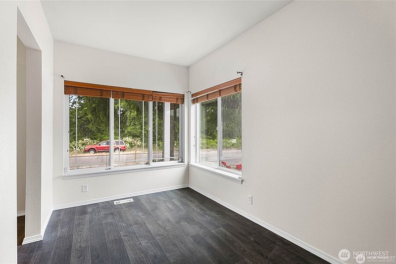 5th image of 7615 198th Street E