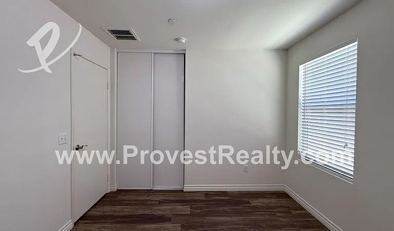 15946 Silvertip Way — Photo 17