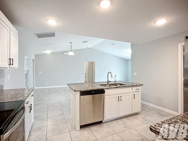5248 Bond Rd — Photo 8