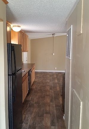 2nd image of 2899 Broadnax Dr