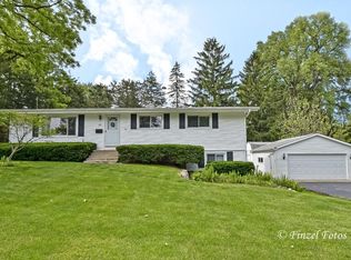 290 E Kimball Ave, Woodstock, IL 60098