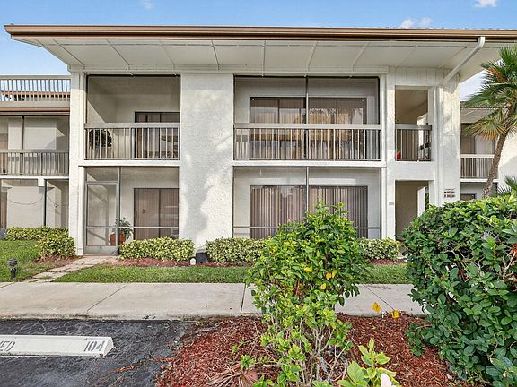 4th image of 3300 Twin Lakes Terrace #102