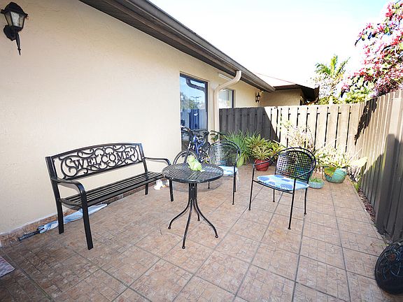 2nd image of 542 Shady Pine Way #F