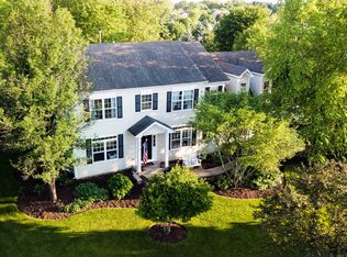 917 Napa Trl, Spring Grove, IL 60081