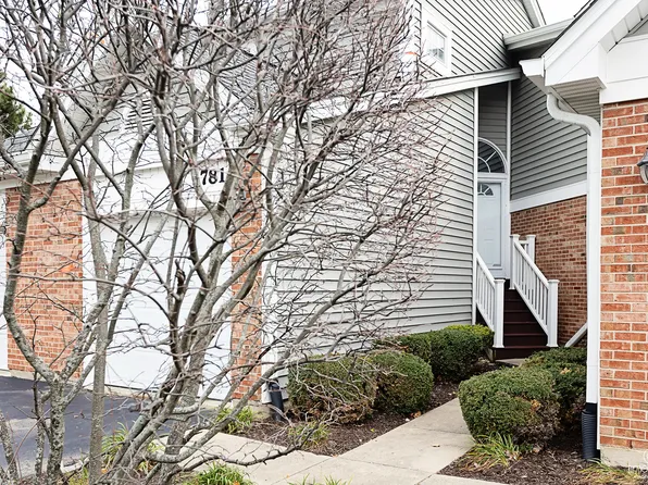 781 Daybreak Ln #781, Carol Stream, IL 60188
