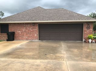 1118 Bonnet St, New Iberia, LA 70563