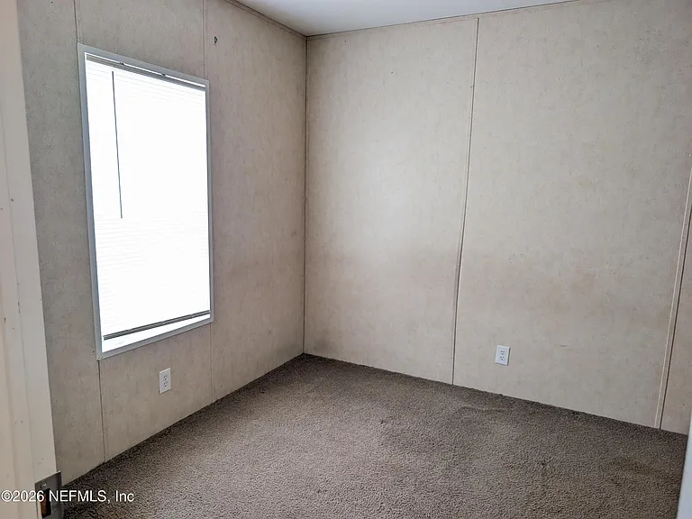 125 Hayman Dr — Photo 7