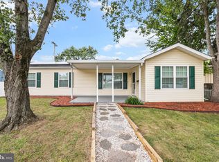 1049 Genine Dr, Glen Burnie, MD 21060
