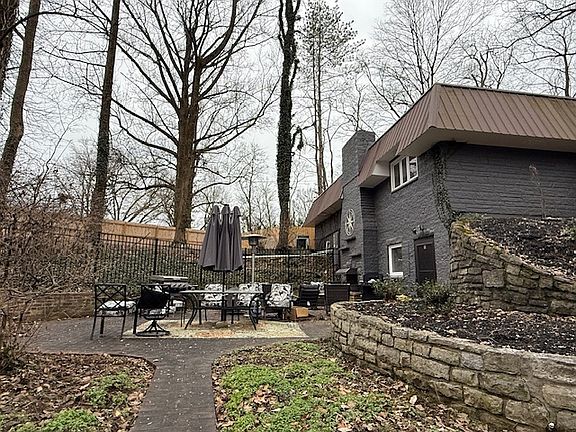 2nd image of 210 Colonial Ln #B