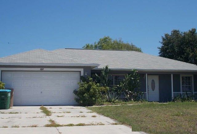 1st image of 1017 SW 32nd Ter