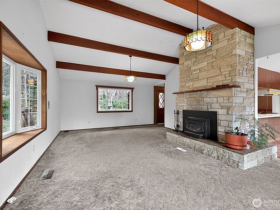 5th image of 716 Garden Hill Rd