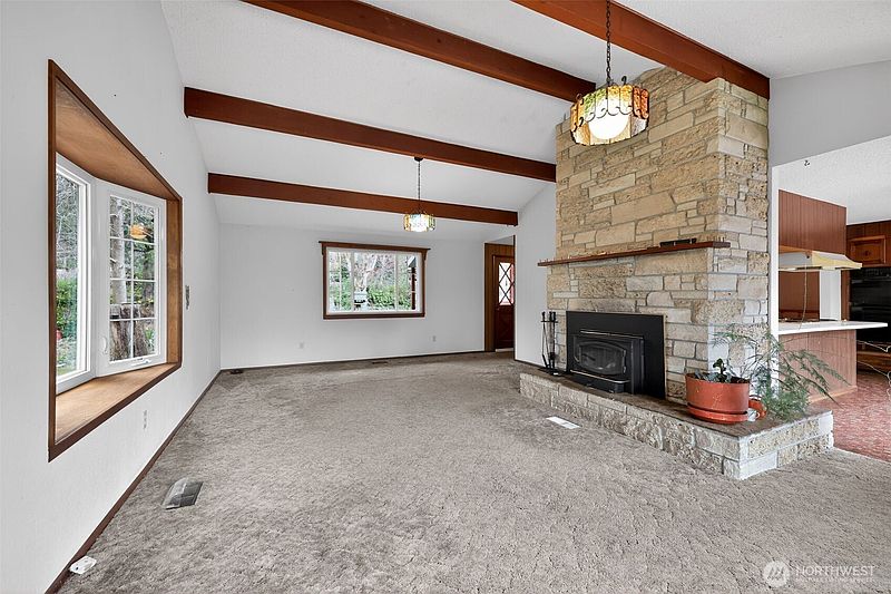 5th image of 716 Garden Hill Rd