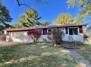 1122 Cedar St, Wausau, WI 54401