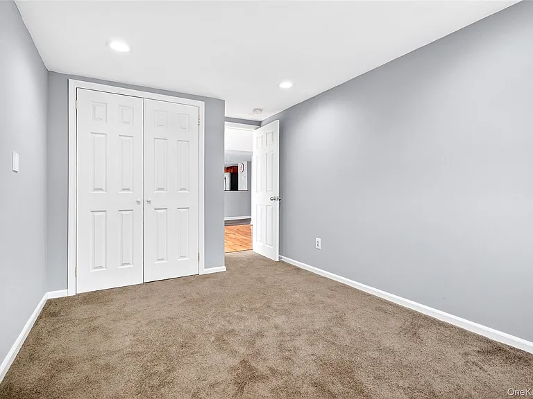 58 Samsondale Ave #A — Photo 27