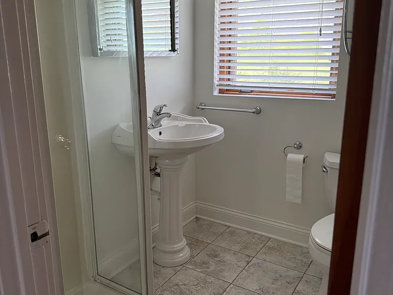 212 Valerie Ct — Photo 19