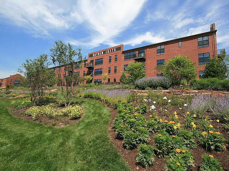 Living at Hayden Lofts Includes exclusive membership to The Barn private club