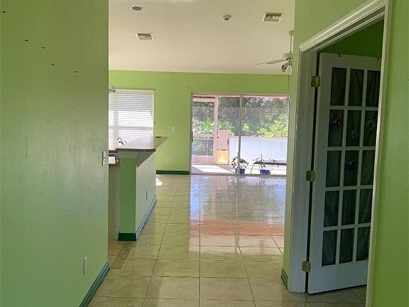 5th image of 432 Rayford St