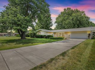 106 W Willow St, Fairbury, IL 61739
