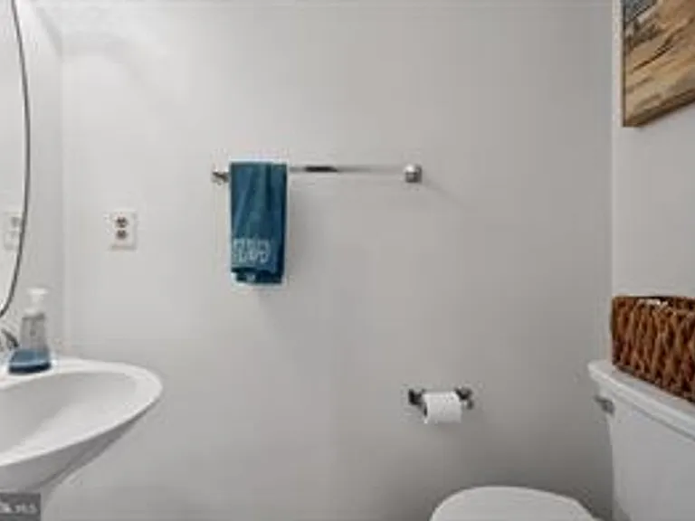 10 Augustine Ct — Photo 16