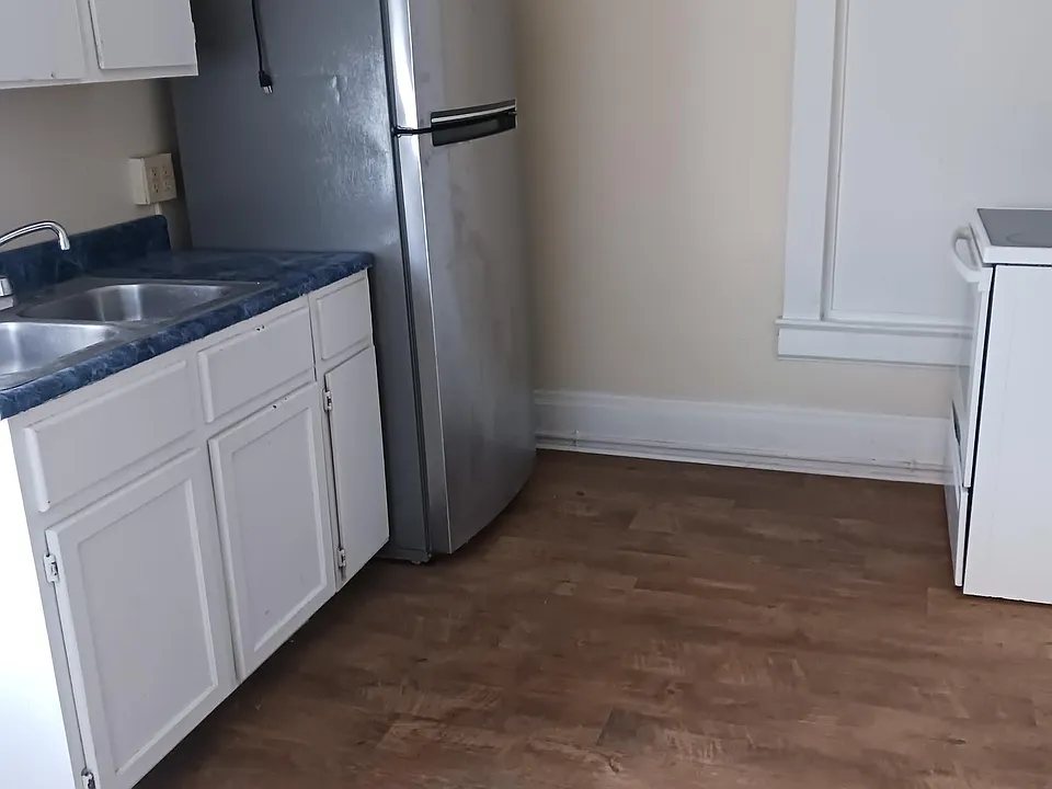 263 Taylor St #2