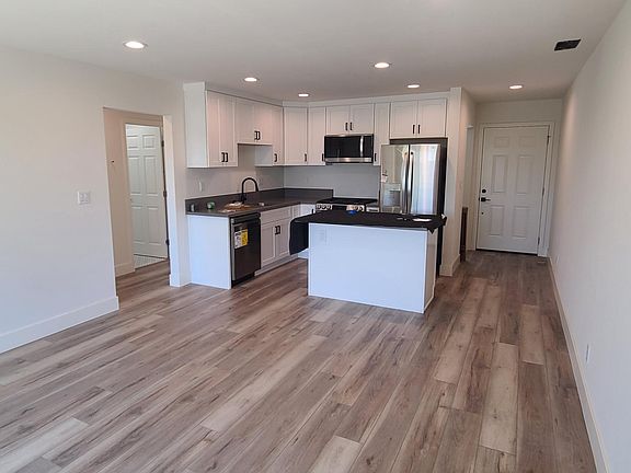2nd image of 4434 1/2 W 64th St