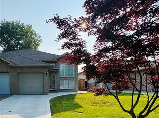 1248 Saint Paul Ave, Windsor, ON N8S 4T7