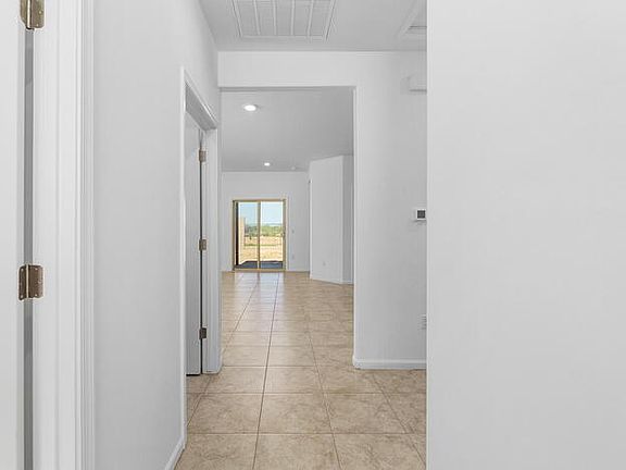 3rd image of 7862 S Sugarberry Dr