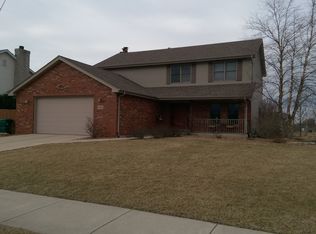 8008 W Wheatfield Dr, Frankfort, IL 60423